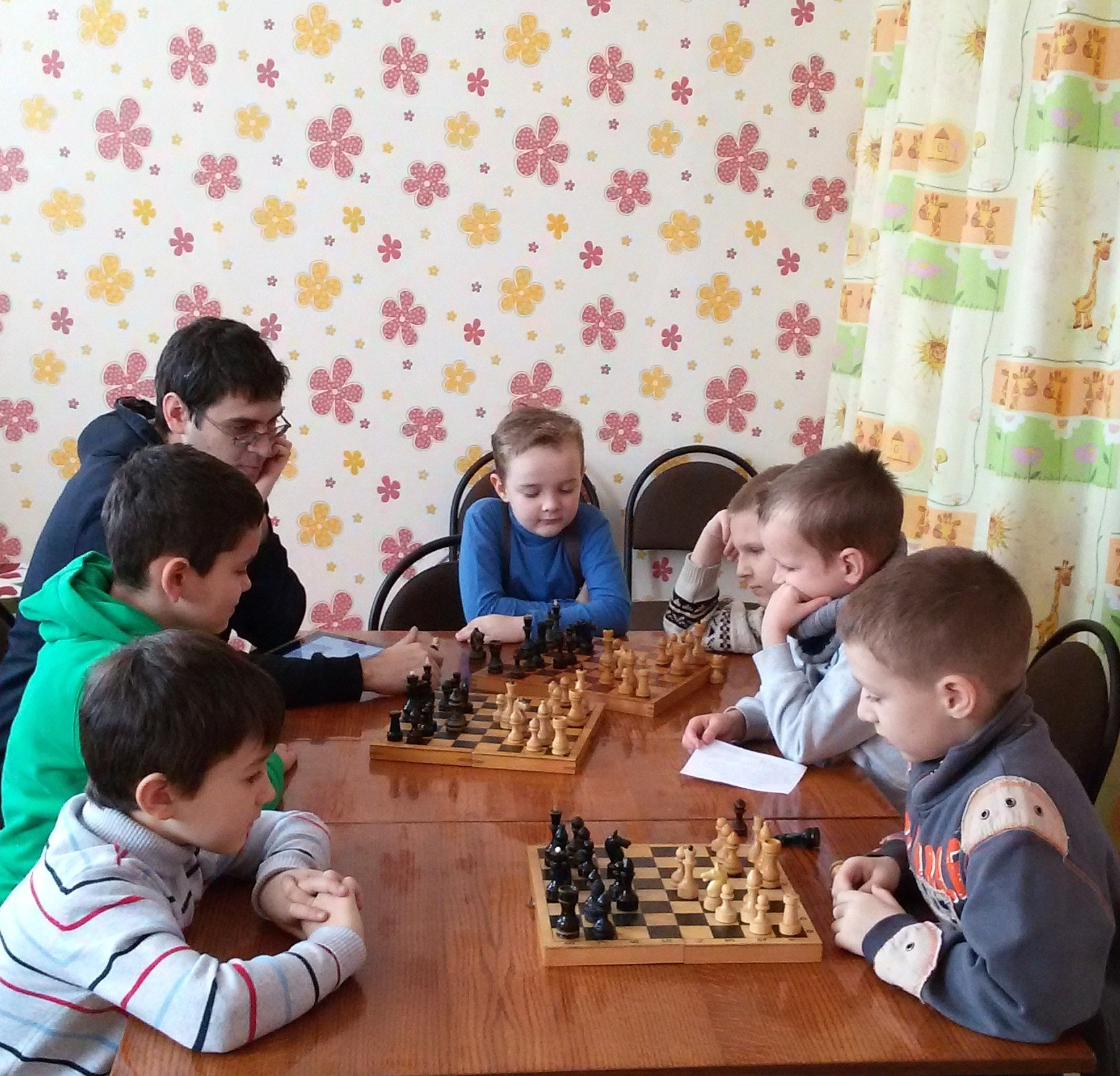 Шахматы для детей с 'нуля' в Сухарево